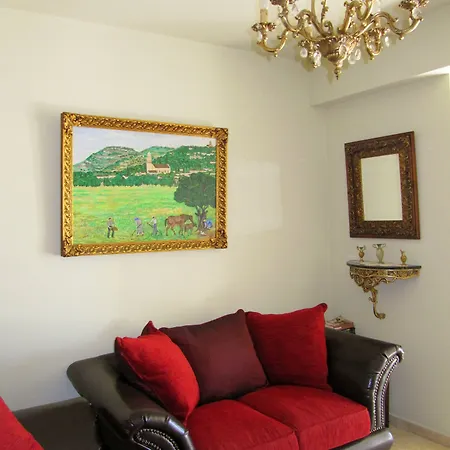 فيلة Monambeles سفوروناتا