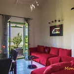 Vila Monambeles *