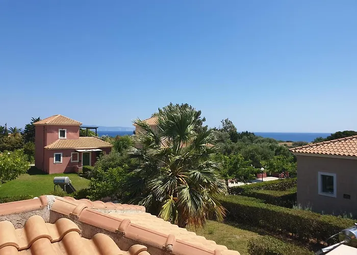 Monambeles Villa Svoronata